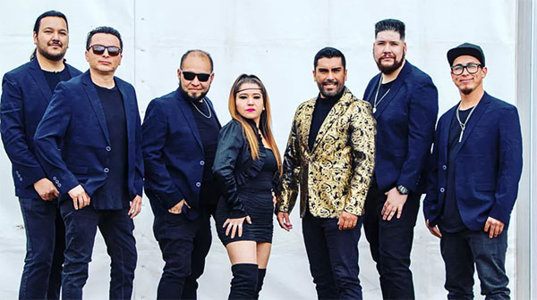 “Fer Con Sabor a Kumbia” hace bailar a todo Bajos de Mena en sus espectáculos solidarios 