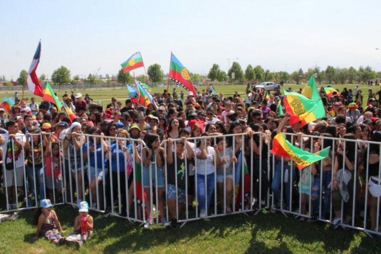 Festival por la Paz Vive Bajos de Mena en Parque Juan Pablo II