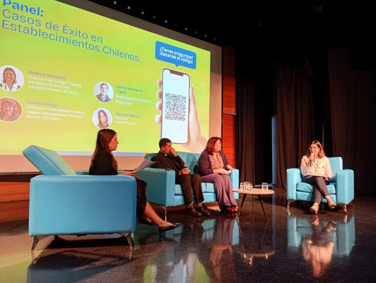 Directora del Colegio Trigales del Maipo participó como panelista en seminario de aprendizaje socioemocional