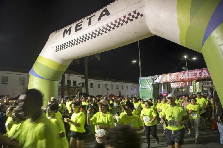 Última Corrida Nocturna 2024 este sábado en el frontis del municipio