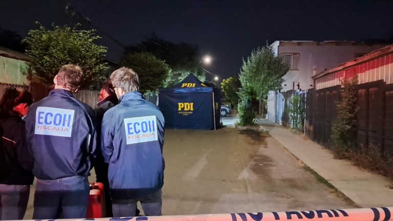 Asesinaron a hombre mientras bajaba de un taxi en Puente Alto