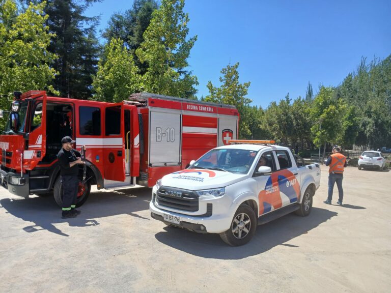 Emergencia Química deja dos lesionados en balneario Puente Alto