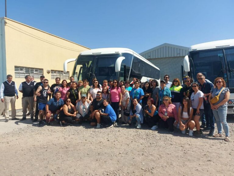 Delegación de Hospital Sótero del Río lleva operativos de salud a Isla Melinka