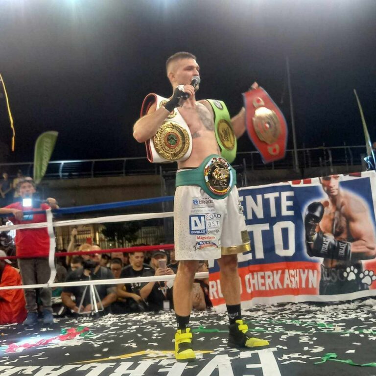 ¡GRANDE “RUSO” CAMPEÓN LATINOAMERICANO (WBC)!