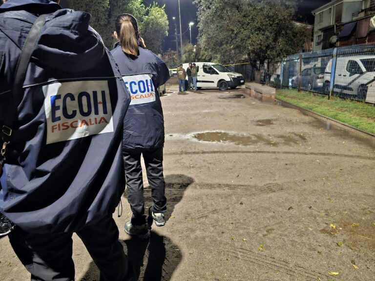 Al menos 26 disparos: Violento tiroteo en Bajos de Mena deja un muerto y un herido de gravedad