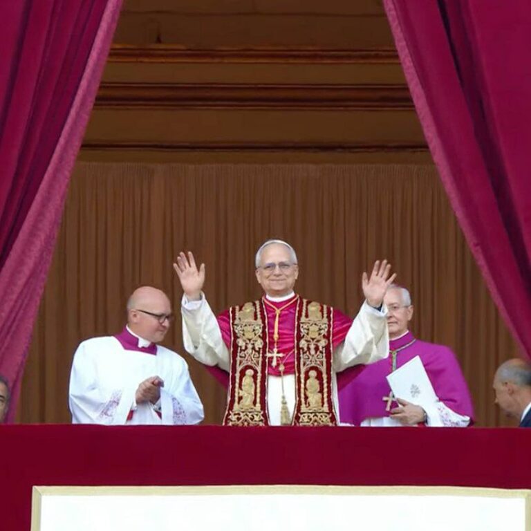 Robert Francis Prevost es el nuevo Papa de la Iglesia Católica: adoptó el nombre de León XIV