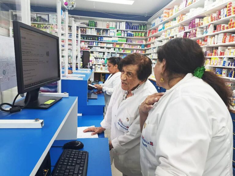 Farmacia Estrella llega a la puerta de su casa