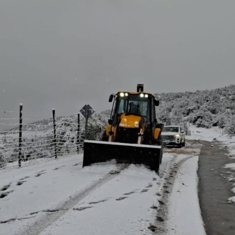 Por alerta de heladas en la RM: Autoridades llaman al autocuidado y refuerzan coordinación en Cordillera