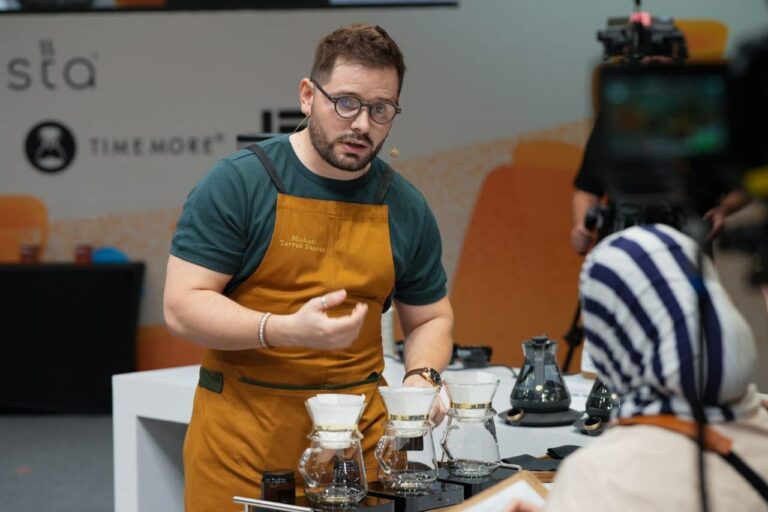 Michael Torres, el barista de Puente Alto que llevó el sabor de Chile a un Mundial