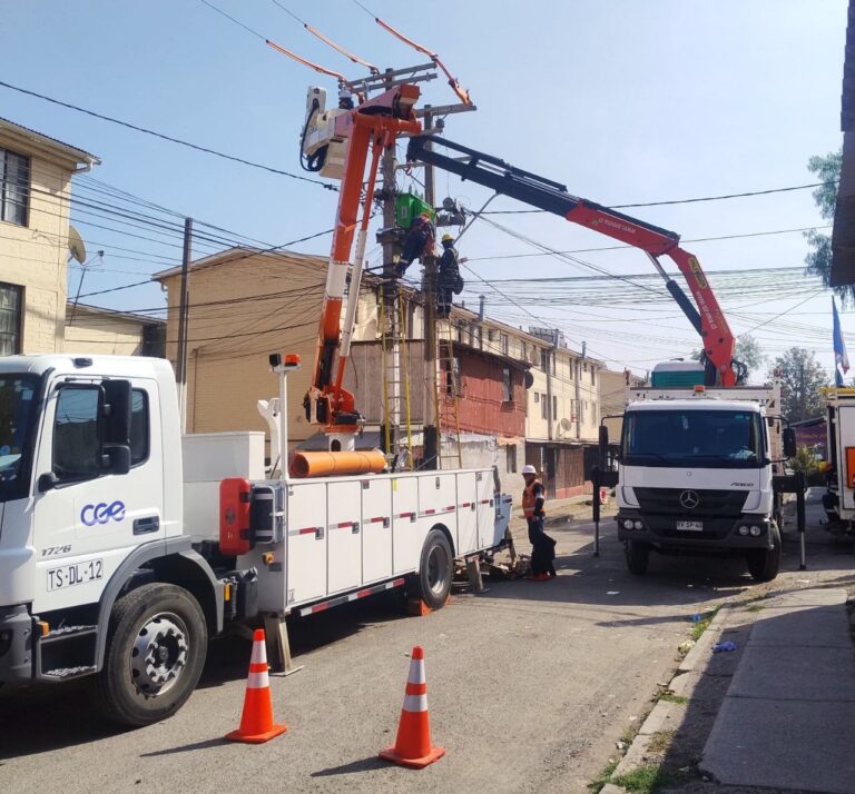 CGE avanza en la implementación de su Plan de Mantenimiento anual en las comunas de la zona Metropolitana Oriente