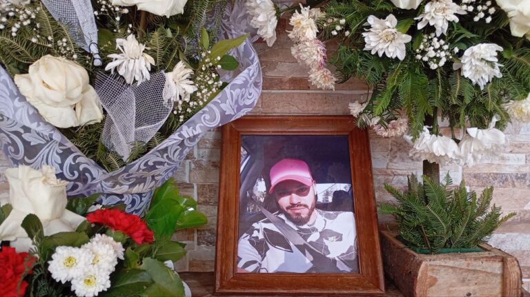 Exclusivo: Habla familia de John, el guardia abatido por Carabineros en Bajos de Mena