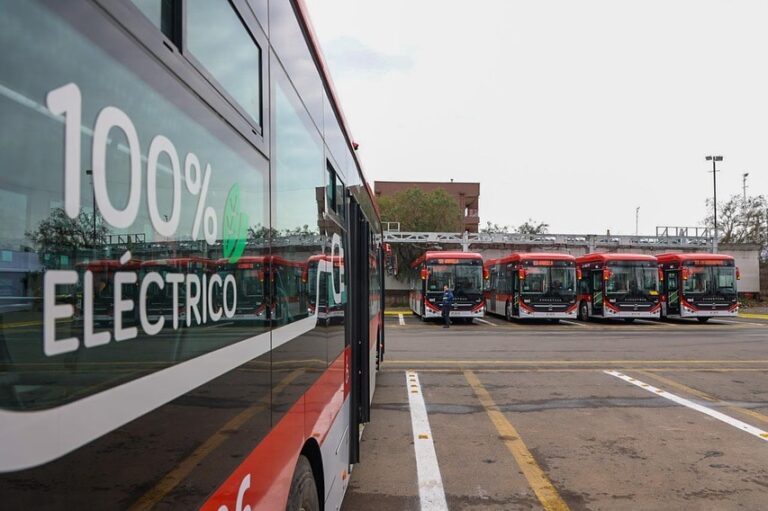 Nuevo electroterminal Gabriela: RED incorpora 90 buses para Puente Alto y 5 recorridos pasan a electromovilidad