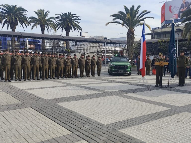 Refuerzo policial: presentan a 40 nuevos Carabineros para la Prefectura Santiago Cordillera