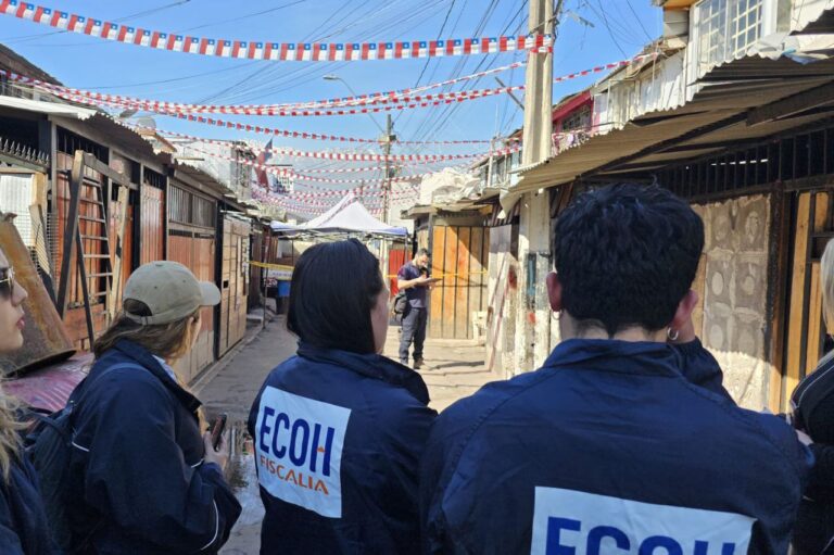 Ataque a balazos en La Pintana: hombre recibió seis disparos frente a su casa