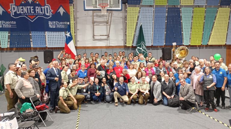 Carabineros realizó primer Seminario de Seguridad y Bienestar para Personas Mayores en Puente Alto