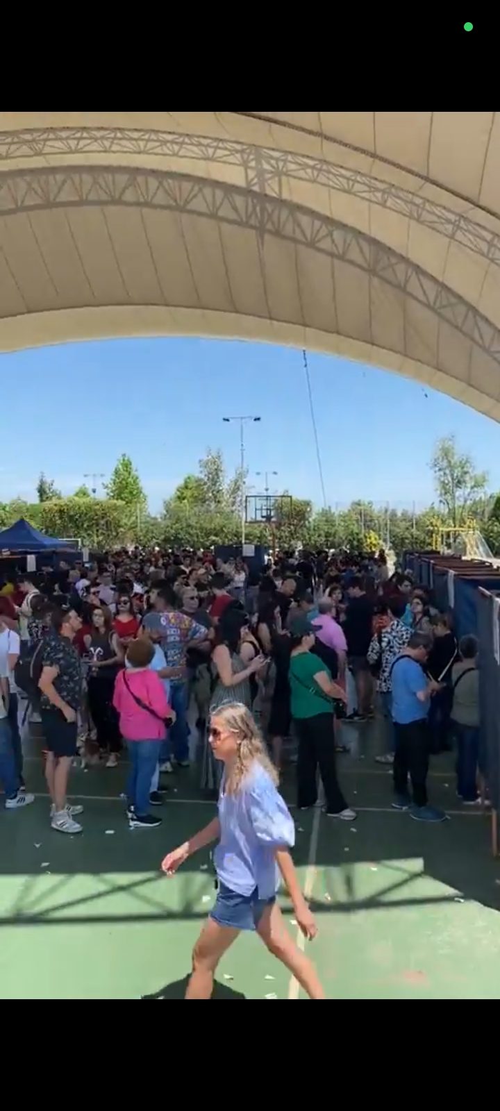 Cámaras secretas sin cortinas en el Colegio Alicante del Sol generan preocupación entre votantes
