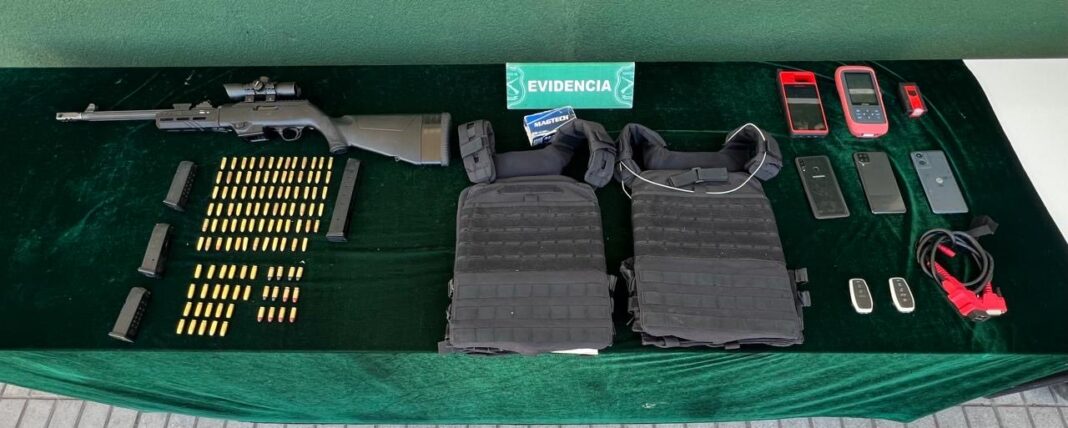 Carabineros desbarata a banda en Bajos de Mena dedicada al robo de vehículos