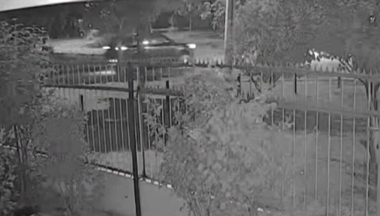 Indignante: adultos mayores sufren violento turbazo durante la madrugada en la Villa Papelera