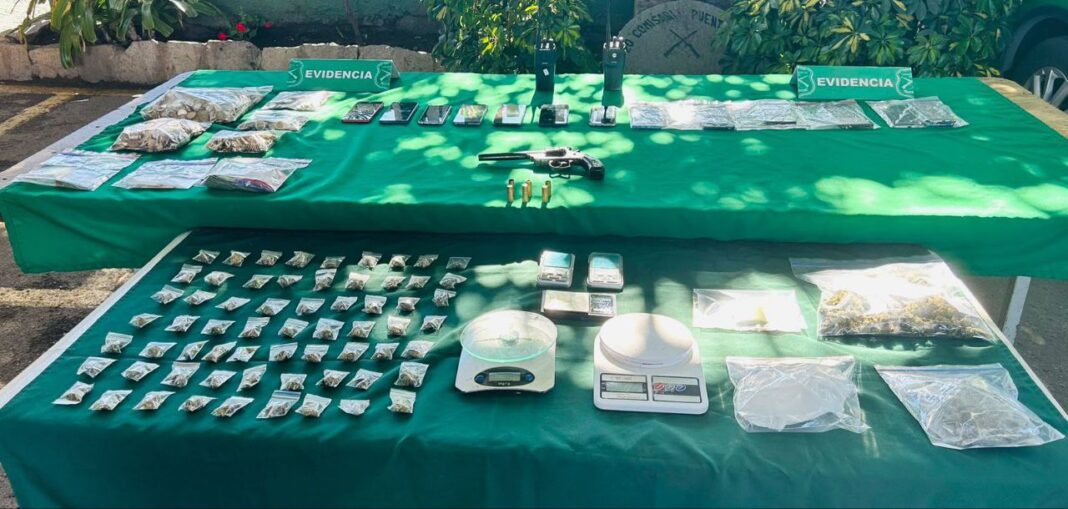 Cinco detenidos tras operativo policial contra el narcotráfico en Puente Alto y Colina