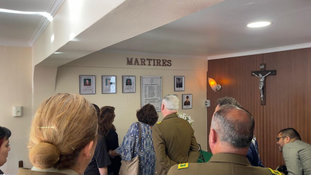 Carabineros inaugura sala de reconocimiento en la 20ª Comisaría de Puente Alto en honor a sus mártires