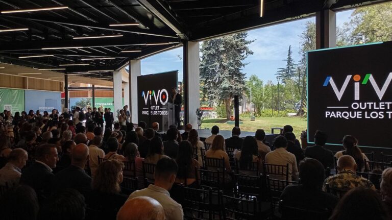 VIVO inaugura Outlet Parque Los Toros con histórico espacio verde integrado al proyecto
