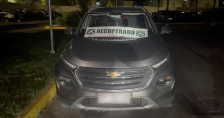 Carabineros frustra encerrona en Bajos de Mena y detiene a uno de los presuntos autores