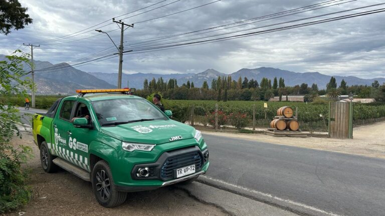 Fatal accidente en viña de Pirque: trabajador fallece al caer a estanque de vino