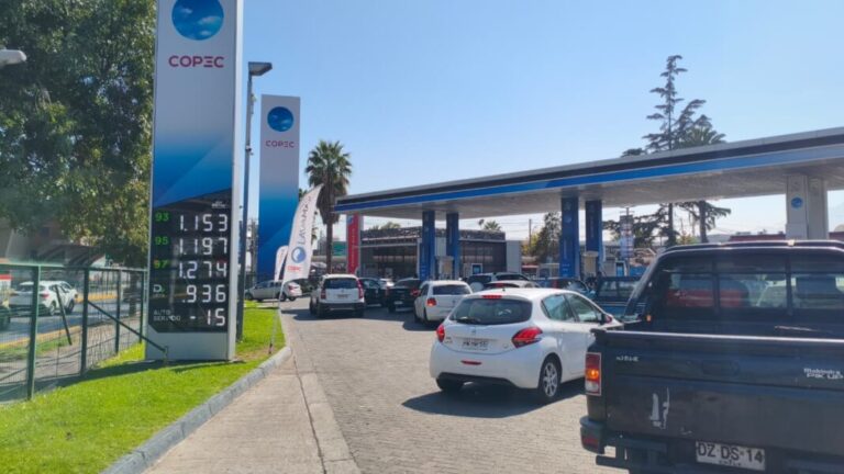 Ahora podría bajar: Gobierno interviene el Mepco para frenar alza de combustibles tras recientes incrementos