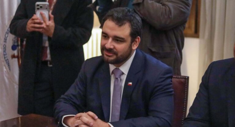Renuncia el subsecretario de Hacienda tras dar positivo en test de drogas
