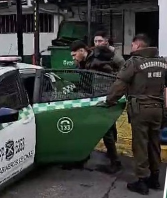 Detienen a un alumno del Instituto Nacional que amenazó con tiroteo masivo: tiene 20 años y con antecedentes