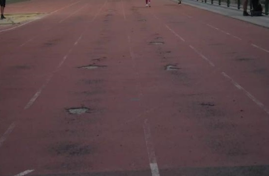 Corporación de Deportes anuncia proyecto para la dañada pista atlética del Estadio Municipal