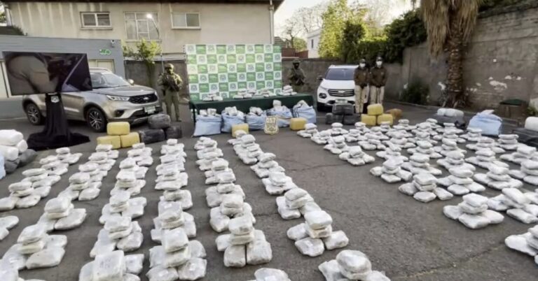 “Golpe dieciochero” en Puente Alto: OS-7 incauta más de una tonelada de droga