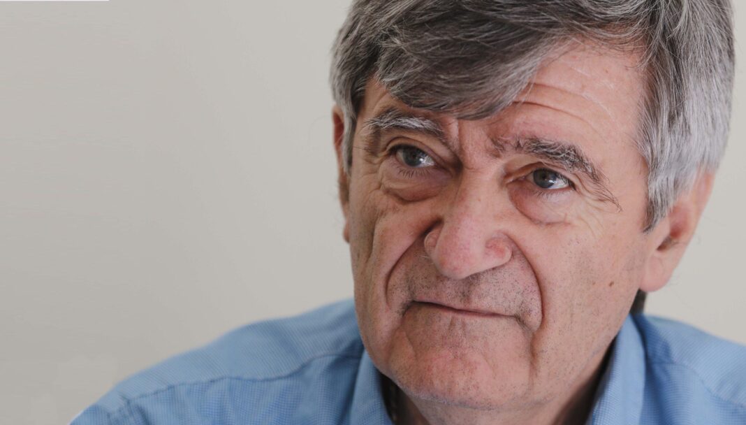 Muere Camilo Escalona a los 71 años: presidió el Senado y fue histórico líder del PS